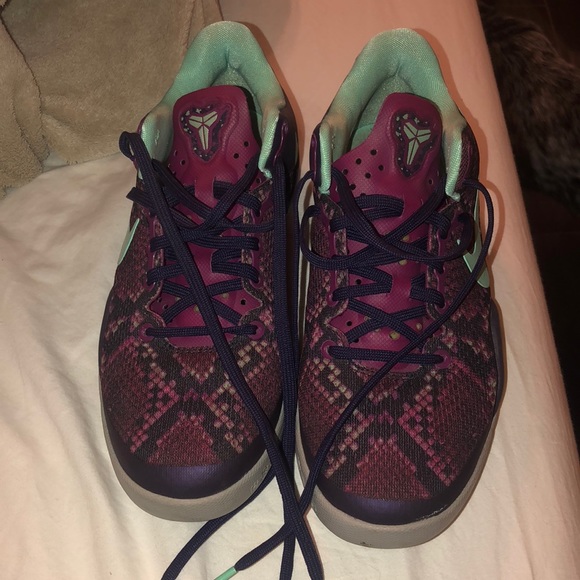 Nike Kobe Bryant 8 viper purple - Picture 2 of 4